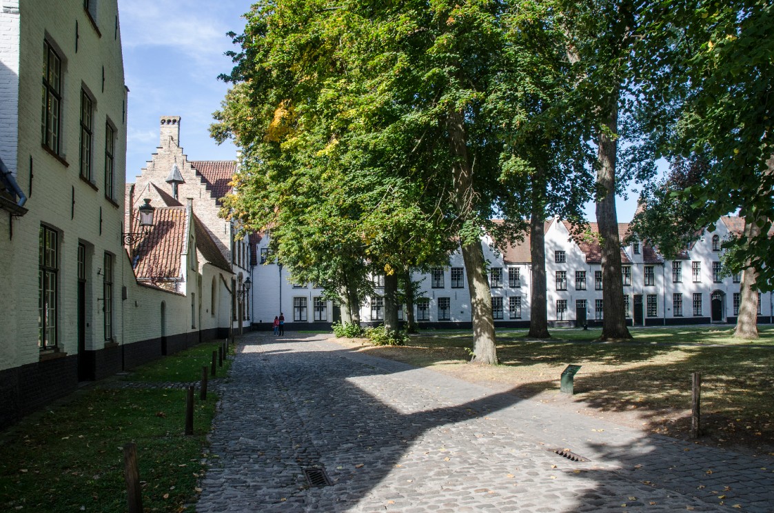 Brugge Begijnhof Den Wijngaard 
